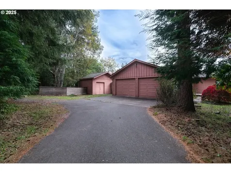 780 Michigan Avenue Bandon OR 97411