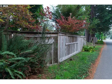 780 Michigan Avenue Bandon OR 97411