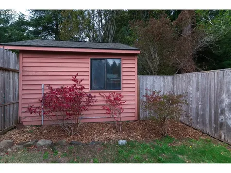 780 Michigan Avenue Bandon OR 97411