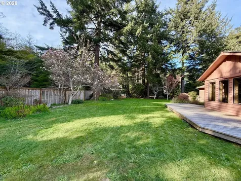 780 Michigan Avenue Bandon OR 97411