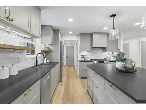 12850 SW 22nd Street Beaverton OR 97008