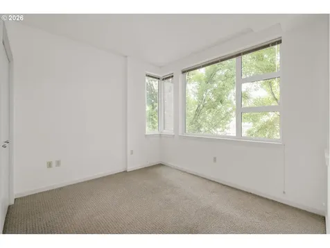1620 NE Broadway Street Portland OR 97232