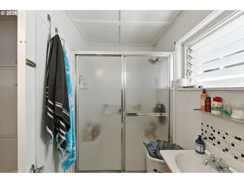 846 S 11th Street Coos Bay OR 97420