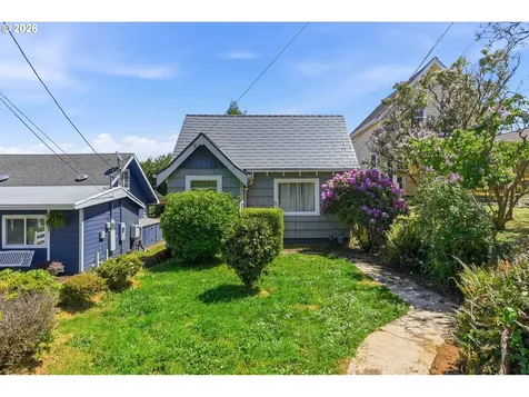 846 S 11th Street Coos Bay OR 97420