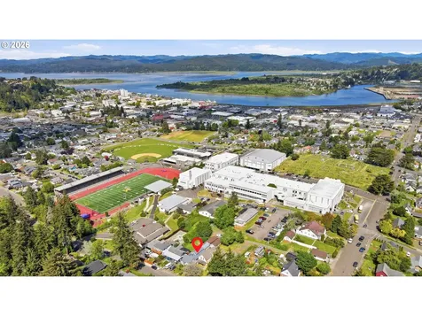 846 S 11th Street Coos Bay OR 97420
