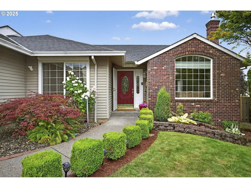 357 SW 30th Court Troutdale OR 97060