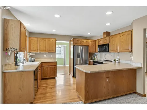 357 SW 30th Court Troutdale OR 97060