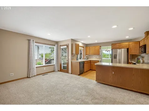 357 SW 30th Court Troutdale OR 97060