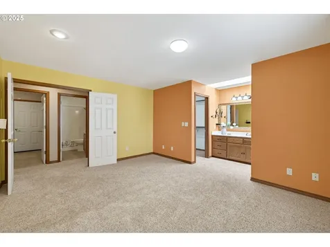 357 SW 30th Court Troutdale OR 97060
