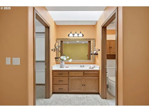 357 SW 30th Court Troutdale OR 97060