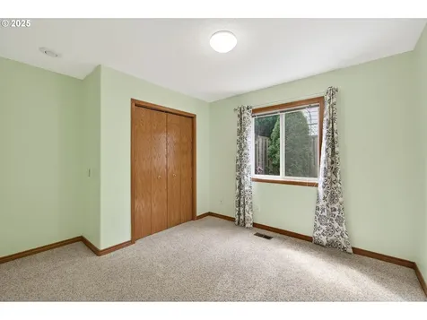 357 SW 30th Court Troutdale OR 97060