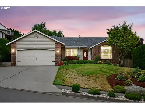 357 SW 30th Court Troutdale OR 97060
