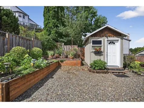 357 SW 30th Court Troutdale OR 97060