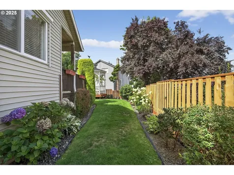 357 SW 30th Court Troutdale OR 97060