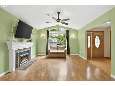 357 SW 30th Court Troutdale OR 97060