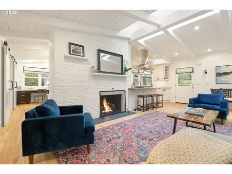 475 Iron Mountain Boulevard Lake Oswego OR 97034