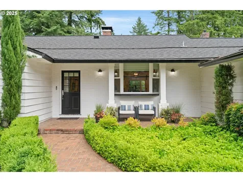 475 Iron Mountain Boulevard Lake Oswego OR 97034