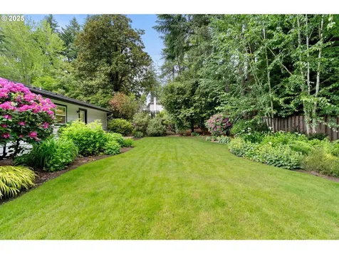 475 Iron Mountain Boulevard Lake Oswego OR 97034