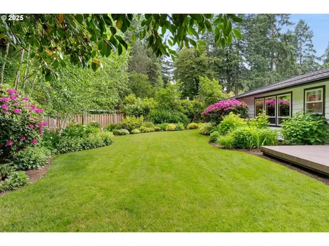 475 Iron Mountain Boulevard Lake Oswego OR 97034