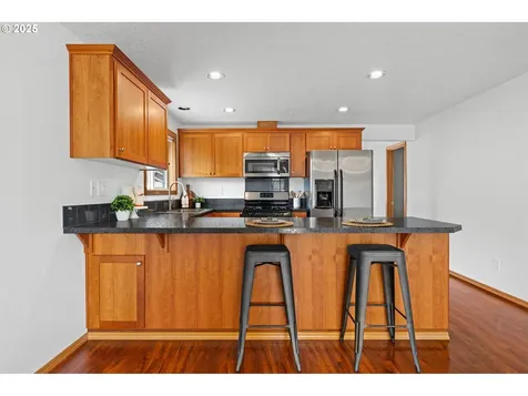 320 SW Jade Place Warrenton OR 97146