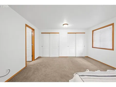 320 SW Jade Place Warrenton OR 97146