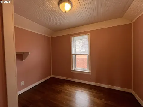 2014 E Street Vancouver WA 98663
