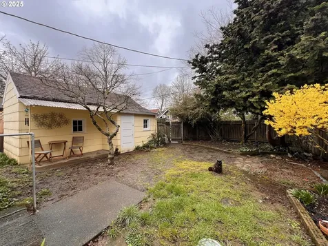 2014 E Street Vancouver WA 98663