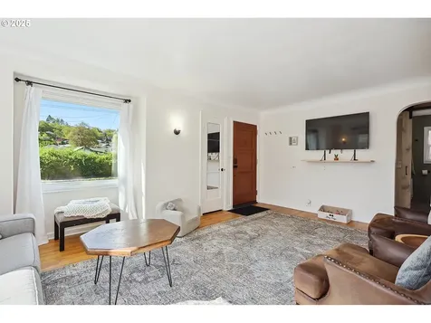 1417 E 13th Street The Dalles OR 97058