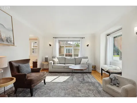 1417 E 13th Street The Dalles OR 97058