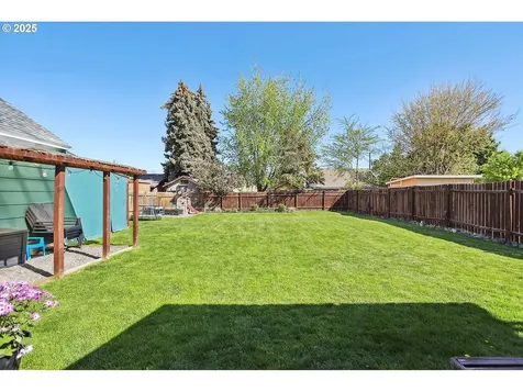 1417 E 13th Street The Dalles OR 97058