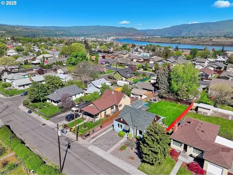 1417 E 13th Street The Dalles OR 97058