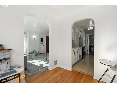 1417 E 13th Street The Dalles OR 97058