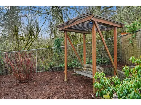 2030 Woodhaven Court NW Salem OR 97304