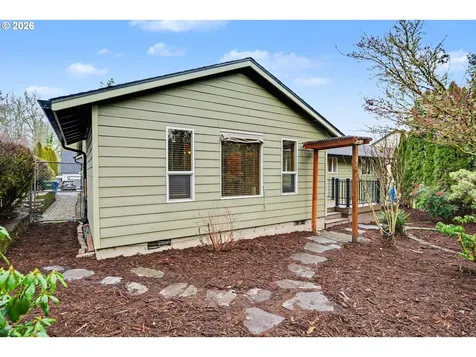 2030 Woodhaven Court NW Salem OR 97304