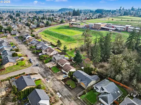 2030 Woodhaven Court NW Salem OR 97304