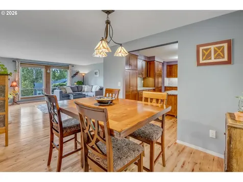 1930 SW Willow Parkway Gresham OR 97080