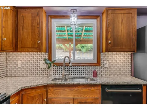 1930 SW Willow Parkway Gresham OR 97080