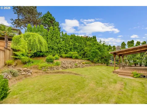 1930 SW Willow Parkway Gresham OR 97080