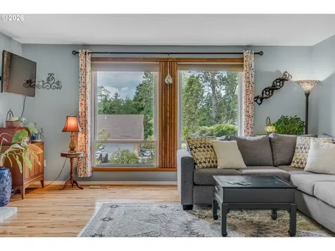 1930 SW Willow Parkway Gresham OR 97080