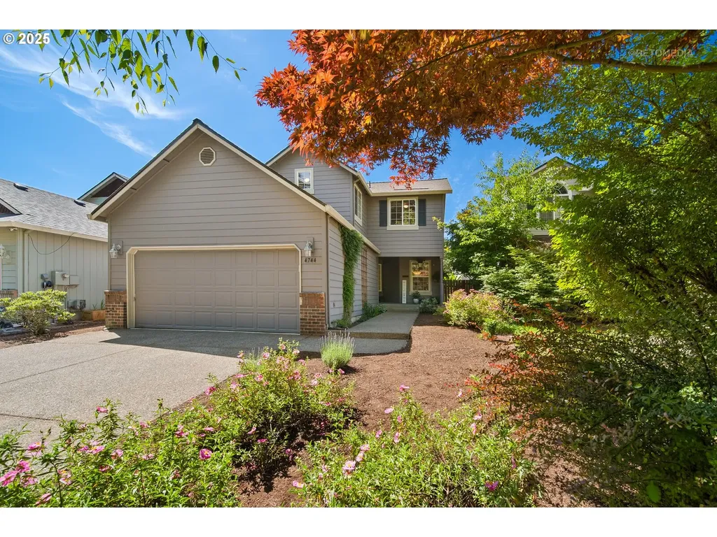4744 SE Maxwell Street Hillsboro OR 97123