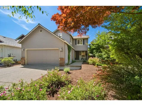 4744 SE Maxwell Street Hillsboro OR 97123