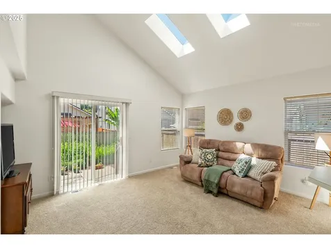4744 SE Maxwell Street Hillsboro OR 97123