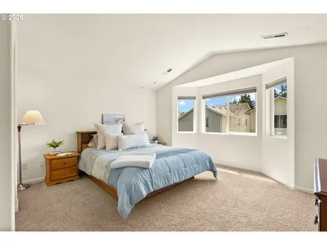 4744 SE Maxwell Street Hillsboro OR 97123
