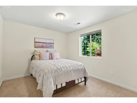 4744 SE Maxwell Street Hillsboro OR 97123