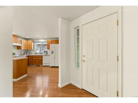 4744 SE Maxwell Street Hillsboro OR 97123