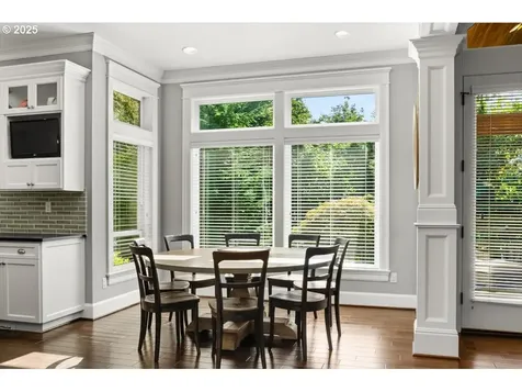 15948 Twin Fir Road Lake Oswego OR 97035