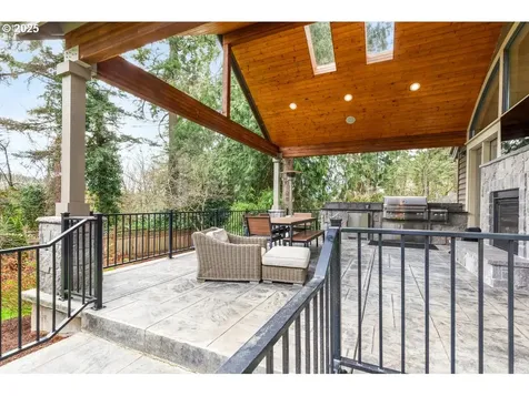 15948 Twin Fir Road Lake Oswego OR 97035