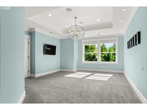 15948 Twin Fir Road Lake Oswego OR 97035