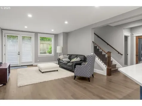 15948 Twin Fir Road Lake Oswego OR 97035