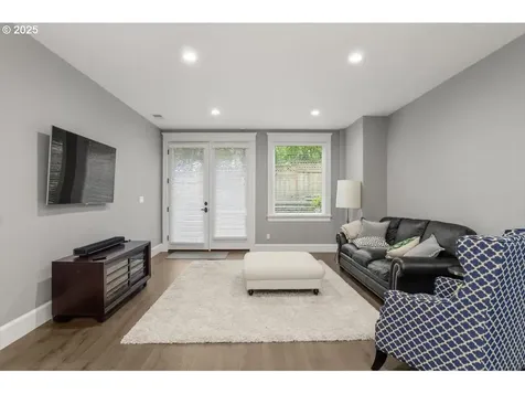 15948 Twin Fir Road Lake Oswego OR 97035